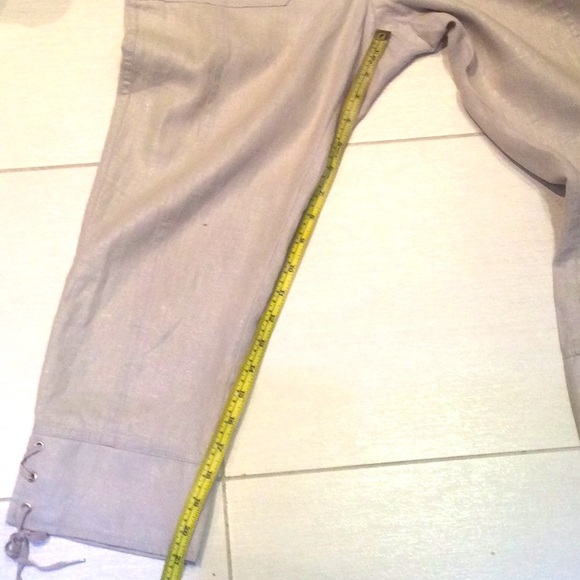 Jane & John Linen Capris - Picture 6 of 9